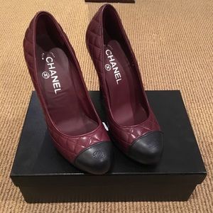 Nib Chanel pumps navy wine classic 37